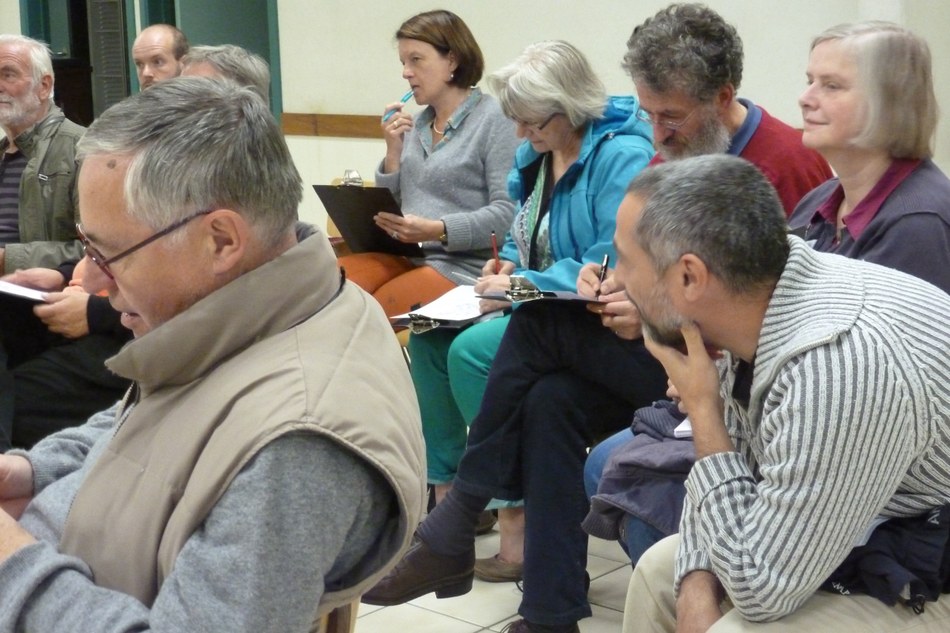 2014, Anhée, consultation de la population, village de Maredret